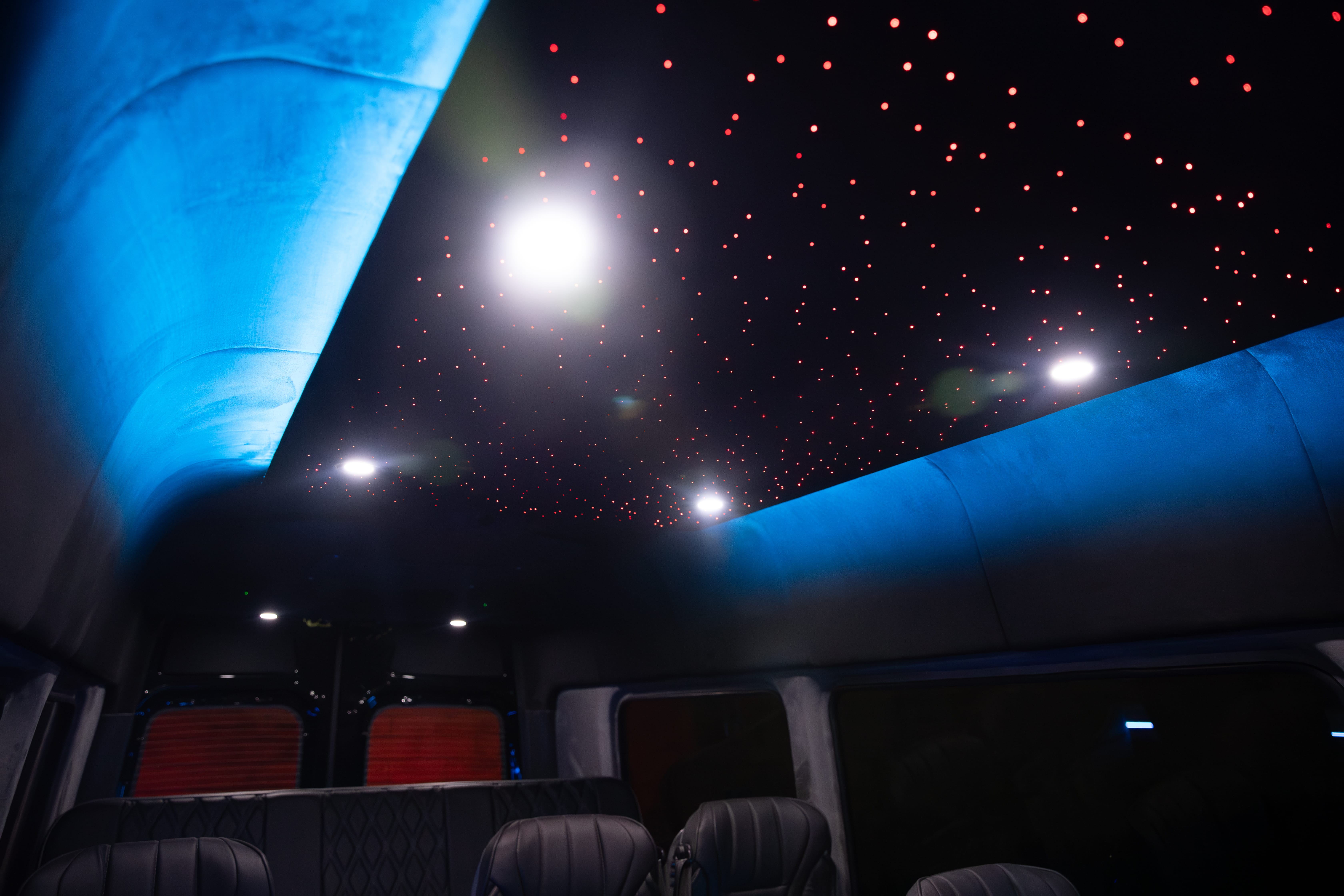 MERCEDEZ-BENZ SPRINTER 3500 AWD 14 PASSENGER Image 31